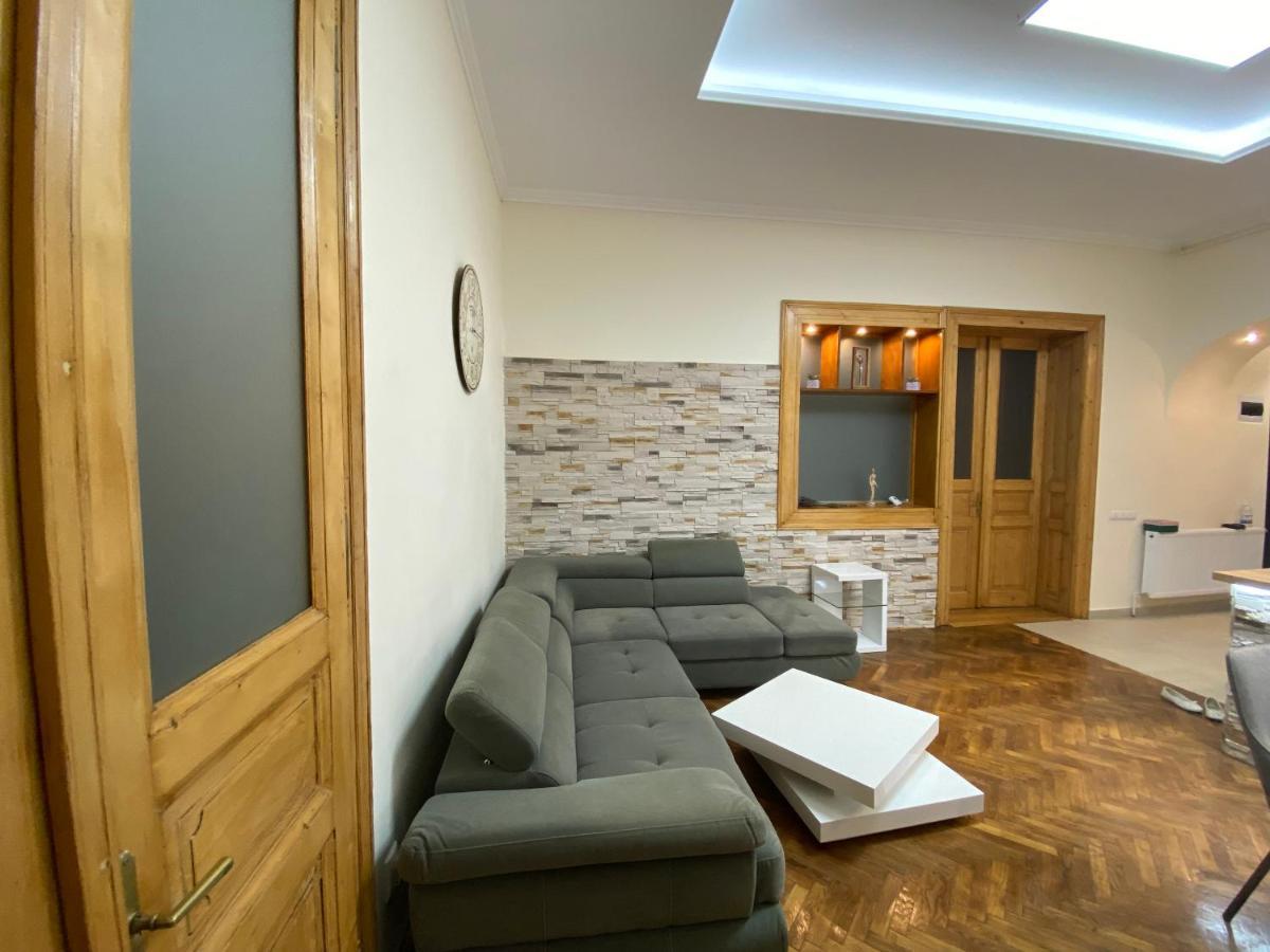 Centre Ville Apartment Cluj-Napoca Exterior photo